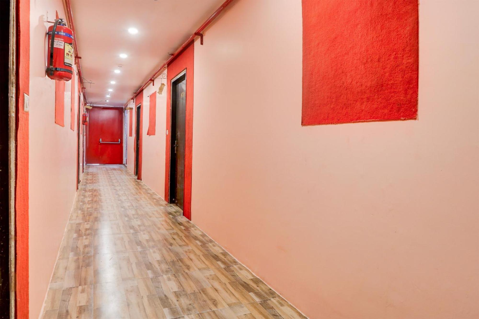 Super Hotel O S J Residency Delhi  Ngoại thất bức ảnh